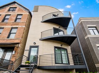 2146 N Oakley Ave, Chicago, IL 60647