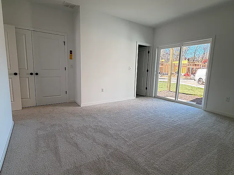 0 Silverbell Ave — Photo 12