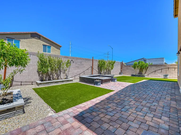 3752 Berenices Ave — Photo 19