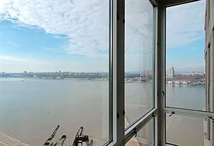 220 Riverside Boulevard — Photo 4