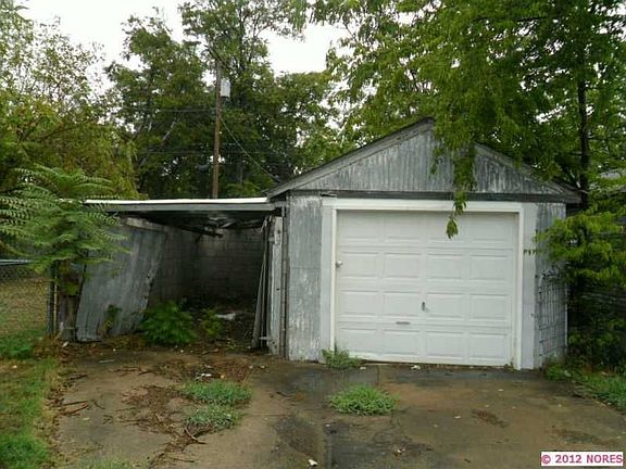 3rd image of 319 S Zunis Ave