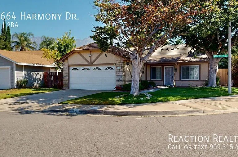10664 Harmony Dr — Photo 1