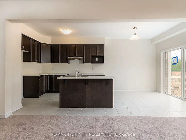 33 Dennis Ave — Photo 12