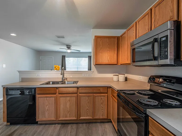 12628 Ocean Spray Dr — Photo 5