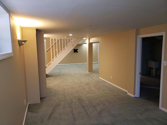 5th image of 10306 W 88th Ter