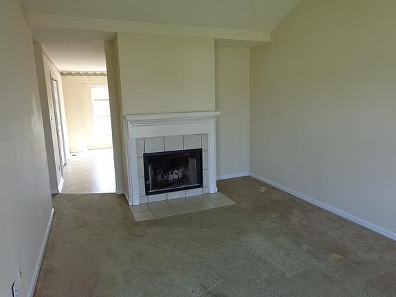 2nd image of 285 Cranklen Cir
