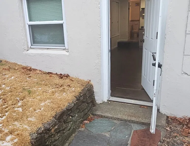 35 Livingston Rd — Photo 6