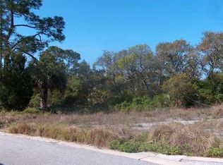 107 Tower Ln, Port St Joe, FL 32456