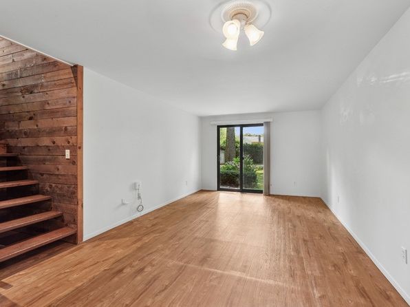 103 Little Eagle Bay Rd #6232917