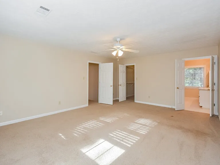 175 Meadowbrook Dr — Photo 9