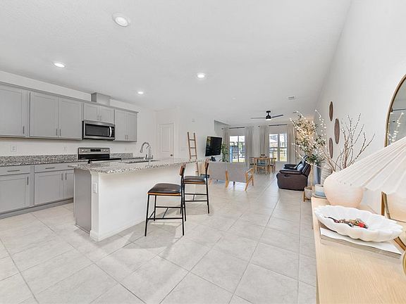 2nd image of 1349 MIRABELLA CIR
