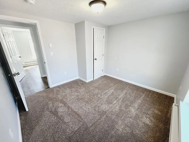 191 Summit Ave #202 — Photo 8