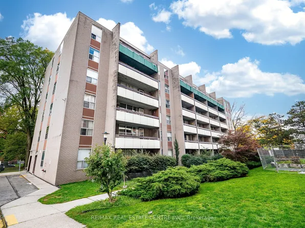 3625 Lake Shore Blvd W #407, Toronto, ON M8W 4W2