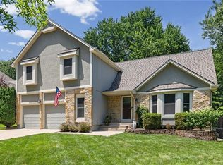 8400 Acuff Ln, Lenexa, KS 66215