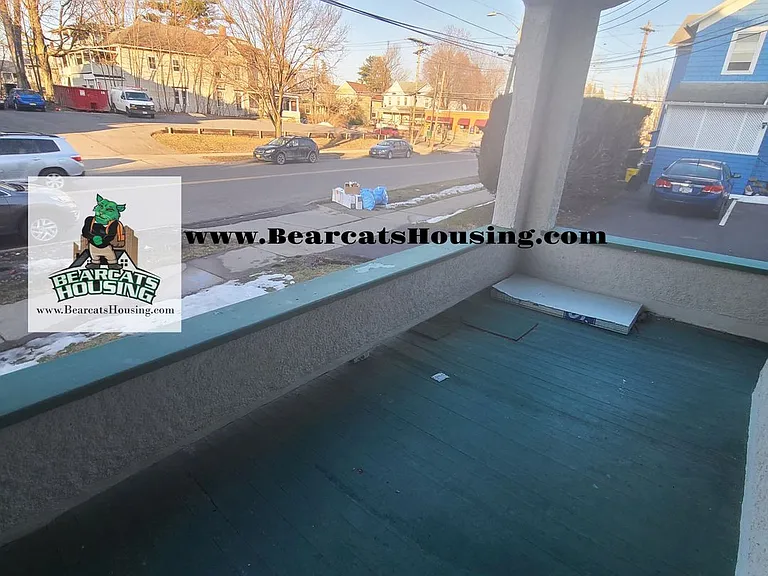 27 Leroy St — Photo 18