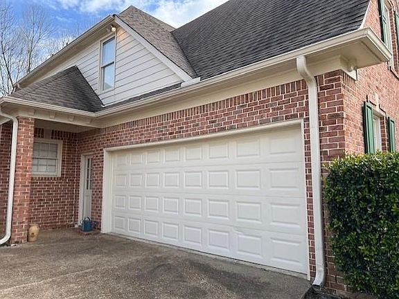 3rd image of 1902 Shepards Bush Ln