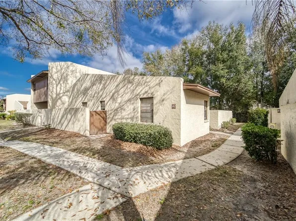 1880 Crystal Lake Dr #42, Lakeland, FL 33801