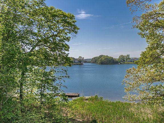 5th image of 70 Waters Edge Rd