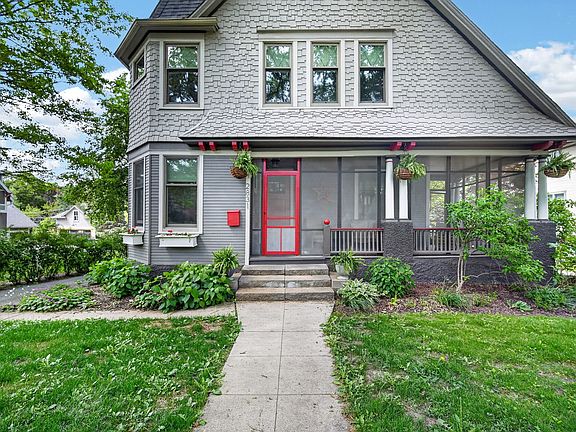 2nd image of 2831 Ridge Rd