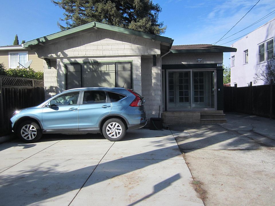 1st image of 818 Peninsula Ave