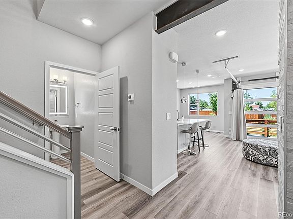 3rd image of 4045 S Teller Street