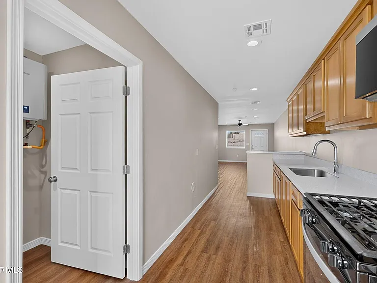 1483 Osullivan Dr #B — Photo 12