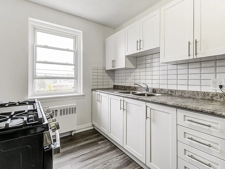 385 Concession St #6 — Photo 2