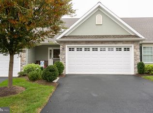 1366 Worthington Dr, Mount Joy, PA 17552