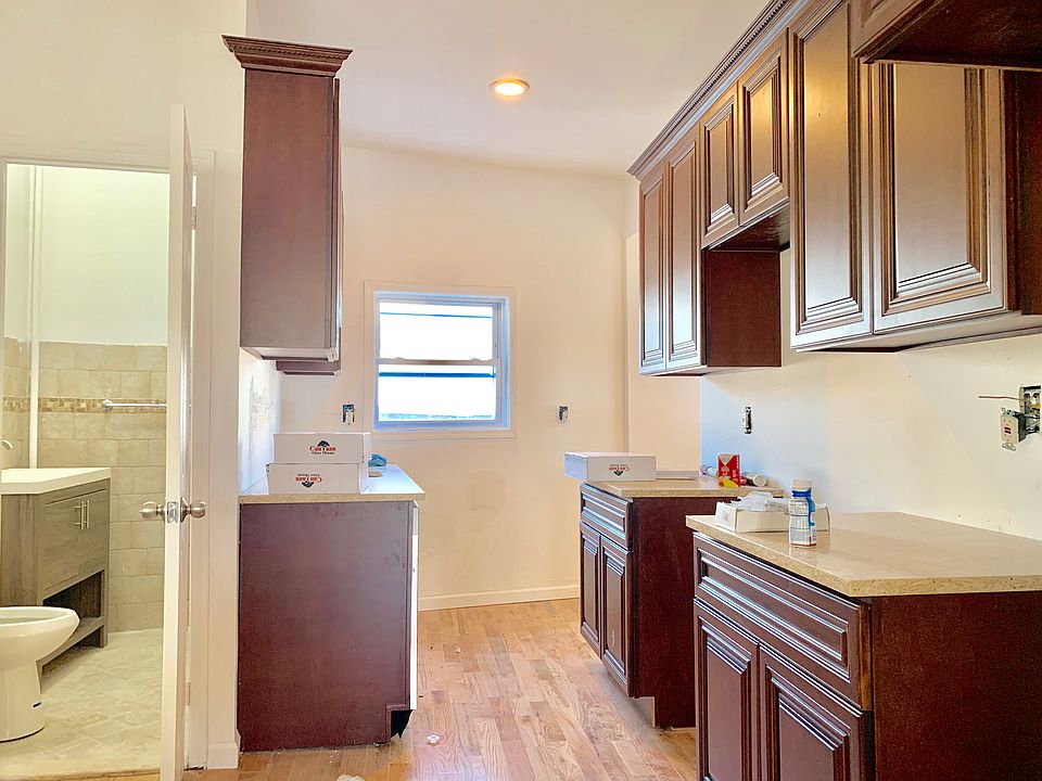 1st image of 14223 Foch Blvd