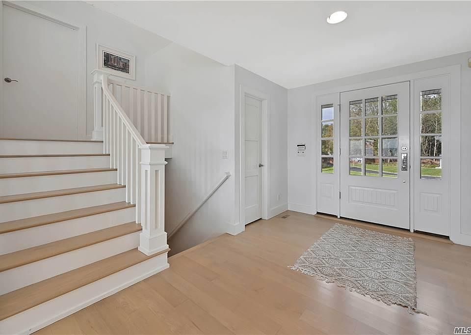 11 Convent Ln, Center Moriches, NY 11934 Zillow