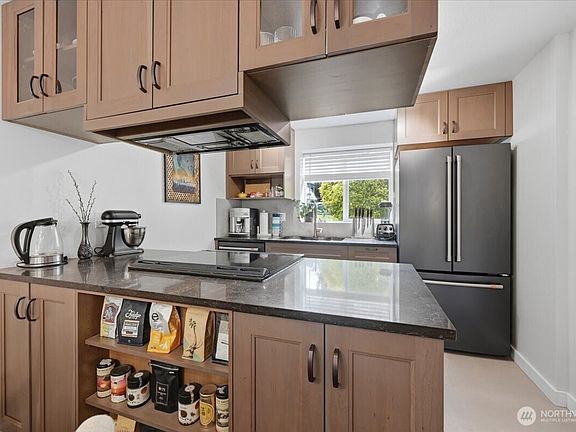 5th image of 14006 NE 181st Pl APT B106