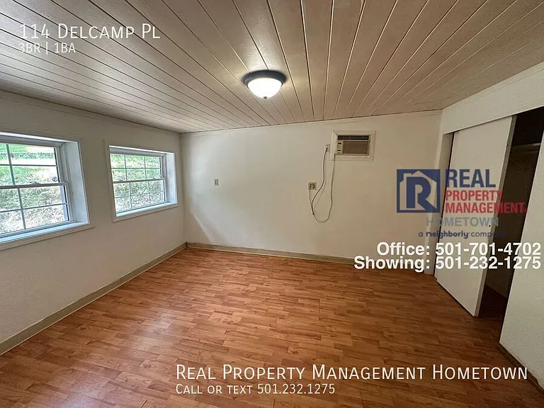 114 Delcamp Pl — Photo 9