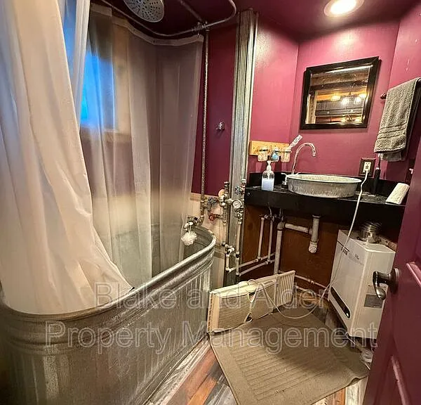 6519 NW Saint Helens Rd — Photo 8