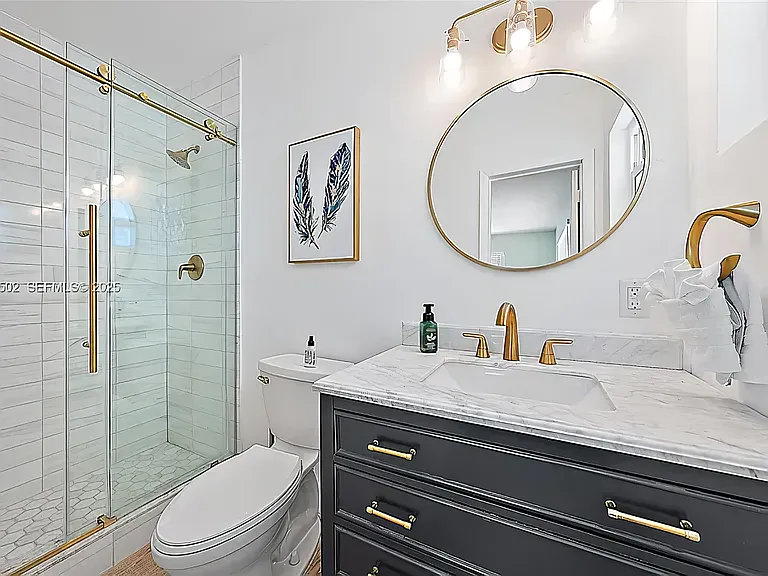 367 Riverside Dr — Photo 13