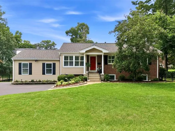 800 E Essex Ave, Saint Louis, MO 63122