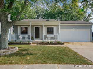 765 Burning Trl, Carol Stream, IL 60188