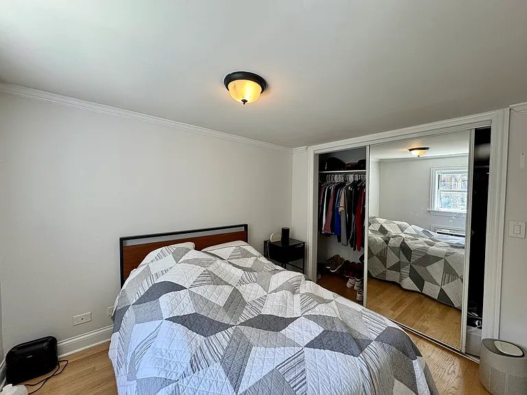 1945 N Lincoln Ave #CH2 — Photo 8