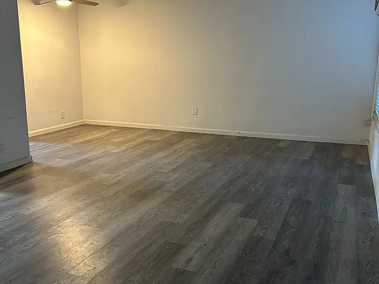 4232 Ethel Ave — Photo 12