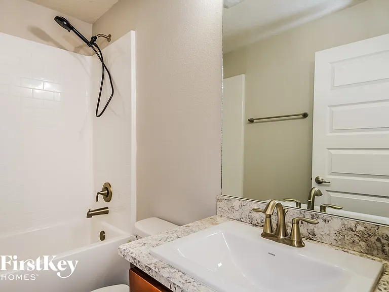 602 Bradley Way — Photo 13