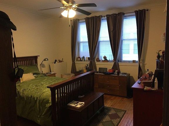 4th image of 905 W Carmen Ave APT B1