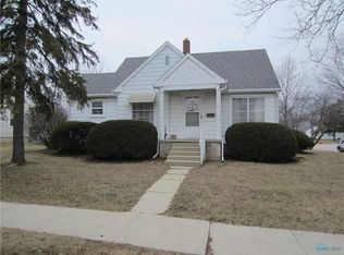 321 E Perry St, Bryan, OH 43506