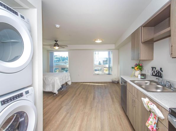 15300 33rd Ave S #N416