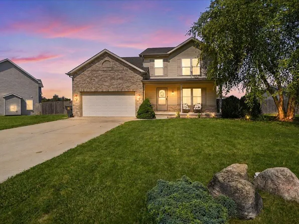 328 Pepper Creek Dr, Valparaiso, IN 46385