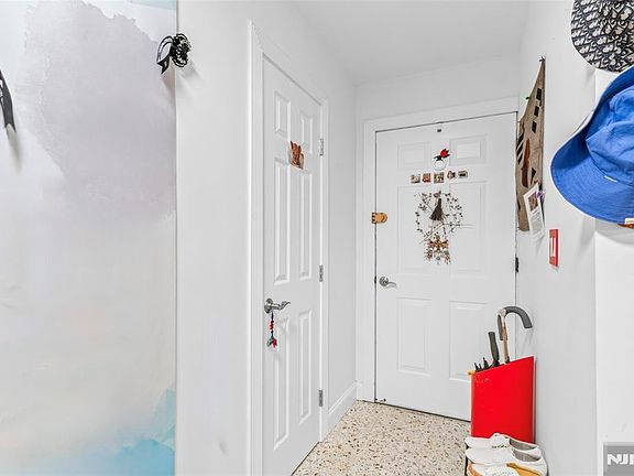 4th image of 2330 5th St #8