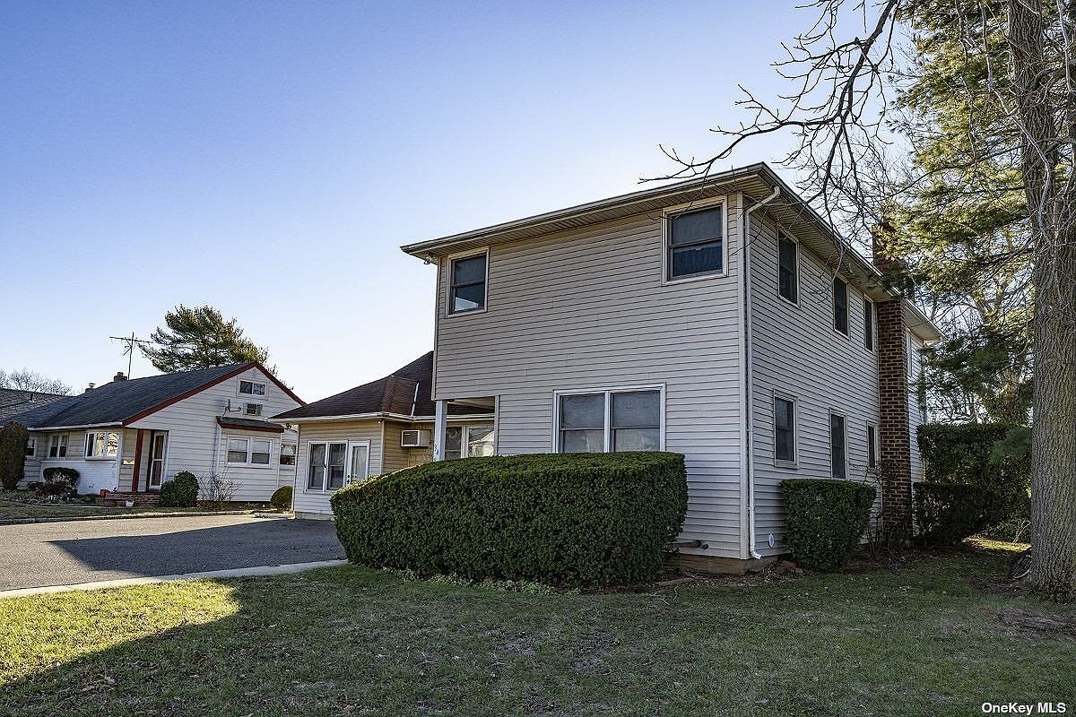 3496 Jerusalem Avenue, Wantagh, NY 11793 MLS 3451977 Zillow