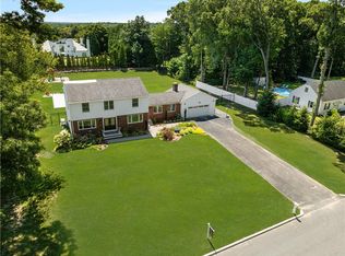 16 Lennon Rd, Lincoln, RI 02865