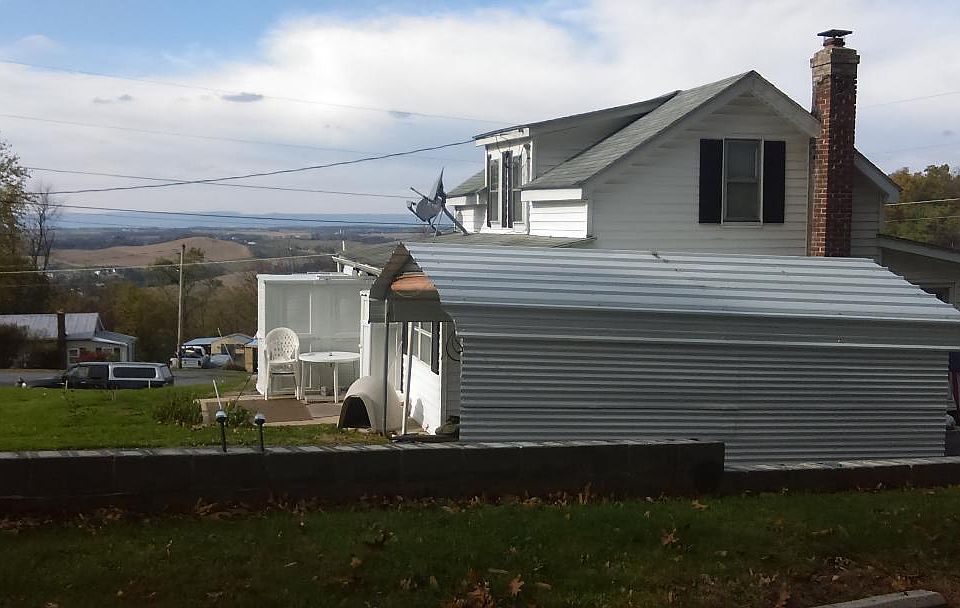 2nd image of 8754 Capitol Hill Rd