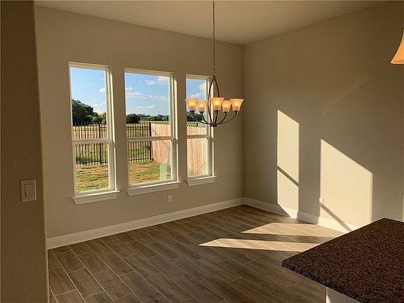 5th image of 4616 Katherine Dr