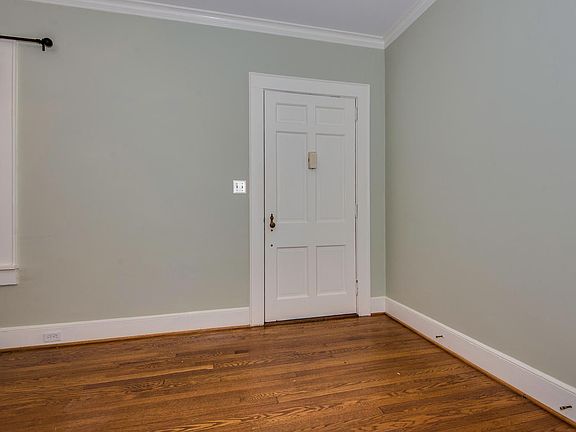 3rd image of 120 E Hill St