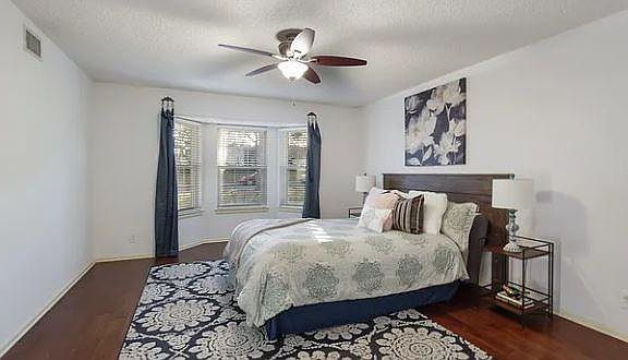 5th image of 14623 Mountain Wood St
